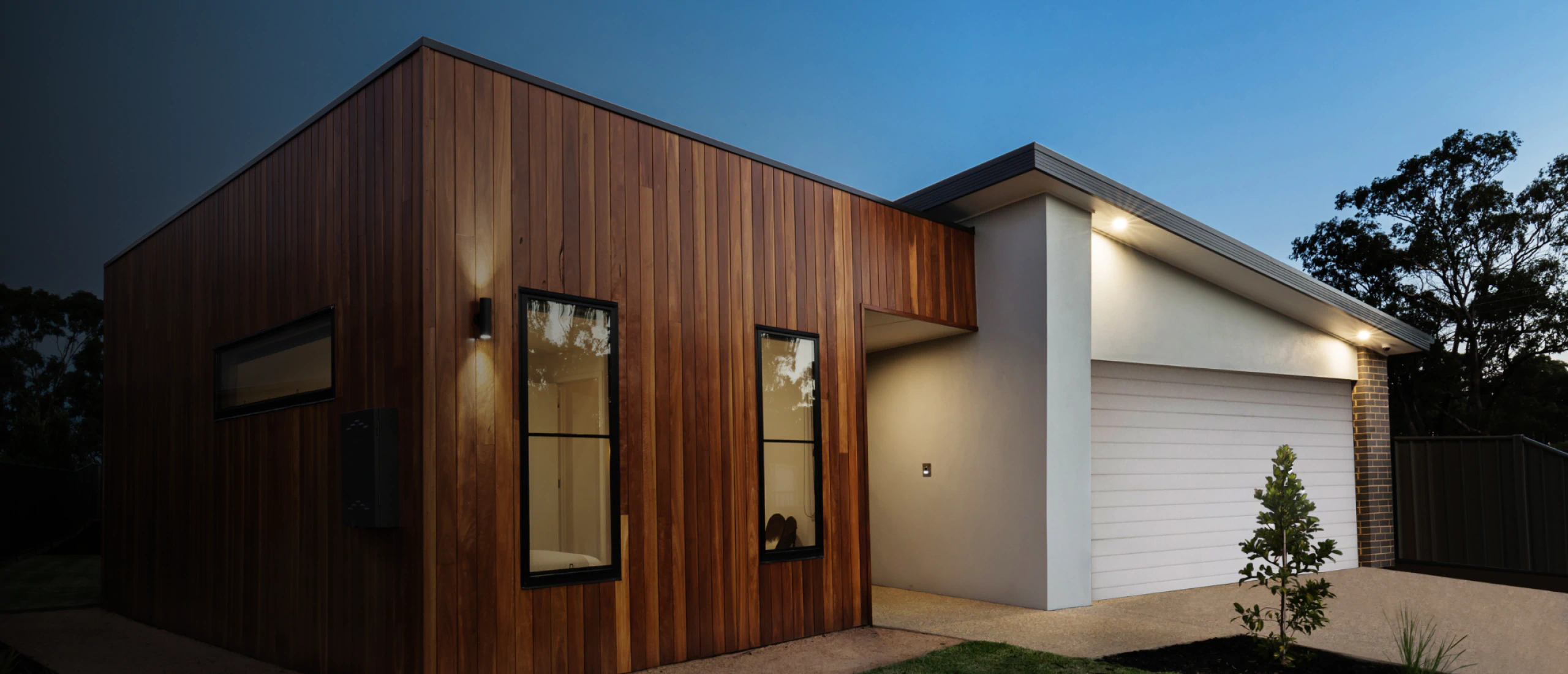 stephen moro electrician hero 2